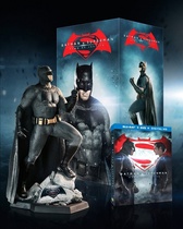 Spot genuine Blu-ray Batman v Superman Batman Batman War Superman Batman sculpture