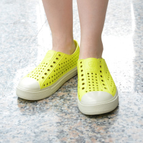 Cool fun coqui couples for men and women Parent-child Sports and Leisure Street breathable candy color rain hole shoes