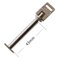 Roller skates adjust the size of the screw Roller skates quick release screw lock through the nail