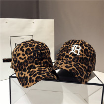 French custom hat female retro BAO WEN baseball cap male summer autumn and winter Korean version of Joker letter embroidery cap tide