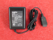 Sanyo SCP-61ADT DC power charger output: 5 8V DC 700Ma