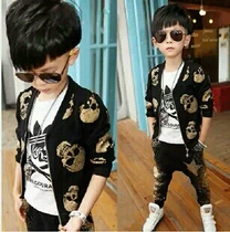 Childrens clothing 2020 Spring and Autumn new childrens thin boy V collar coat cardigan Korean tide black skull clothes