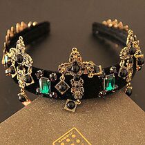 European and American fashion palace Timed wind baroque retro high-end jewel inlaid with cross crown hair hoop Bride Head Hoop