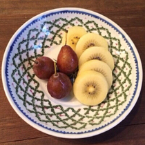 Small plate Mingguo old porcelain plate old porcelain