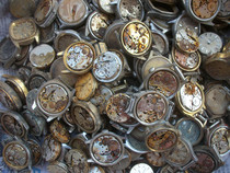  Lose money and sell rusty movement for 1 yuan a