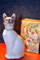 Western Antique Vintage Avon American Royal Siam Cat with a Perfume Bottle