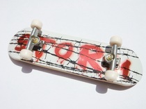 Finger skateboard model handheld childrens toys educational four-wheel skate plastic skateboard four-wheeled skateboard