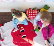 ins autumn and winter new knitted blanket Childrens wool blanket Christmas little apple cart blanket ball ball decorative blanket