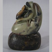 Sub-mouse masters year Fengtian natural Qingtian jade engraving duozodiac animal pendulum piece pure handicraft through carving