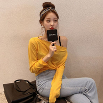 Day Fat South Korea Mango Yellow Sexy Dew Shoulder lined with slim overdraft thin long sleeve T-shirt CQ525