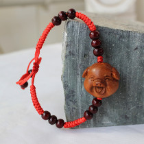 Peach Wood pig fine-cut red rope bracelet Fu pig bracelet mens and womens bracelet lucky smiley face pig wood carved pig