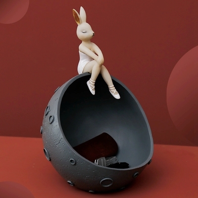 Creative Nordic Space Rabbit Astronaut Genguan Key Containing Swing office Desktop Living room decorated dry fruit tray