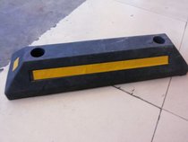  Rubber-plastic Locator Wheel stoppers Car Stopper Parking Stop Backstop Stall Facilities