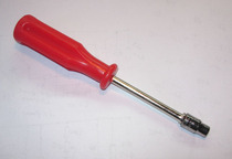 A screw-batch sleeve for a 3mm nut