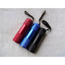 Magnesium aluminum alloy 9LED flashlight uses 3 No. 7 batteries] 9 Lights LED flashlight A