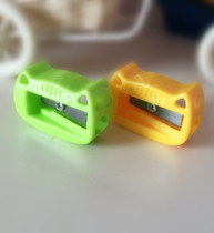 Three-dimensional shape cat head pencil sharpener turn pen planer stationery
