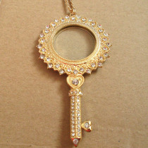 Carry portable elderly reading pocket magnifying glass handheld kuo da jing 5 times 35MM necklace