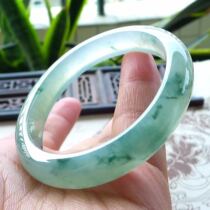 Mingkai jadeite Burmese old pit natural A goods jade ice seed glue feeling floating flower noble concubine jade bracelet 52 with certificate