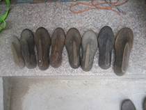 A batch of chocolate-wrapped pulp wooden shoes collection exhibition shoe mold old shoe last shoe shop window display