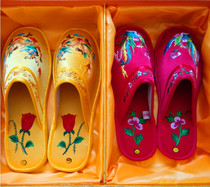 Qingyang pure handmade cloth bottom satin embroidery dragon and phoenix embroidery slippers Wedding gift shoes couple shoes boutique with box