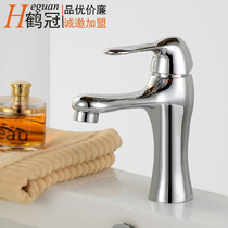Single Hole Basin Faucet Copper Hot and Cold Mixed Faucet Basin Faucet Wash Basin Faucet