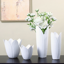 High-end European-style white ceramic creative vase flower vase Modern home living room bedroom desktop decoration flower insert