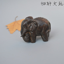 Indonesian Shenxiang wood carving hand-packed piece-sized elephant home-accessed mascot car supplies pendulum hand-playing crafts