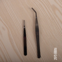 Candlestick piggy special tweezers can be easily used to put candles. Can take money from piggy bank