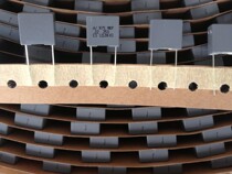 AV R76 MKP Series 0 22UF 250V(224J 250V) Pitch 10mm