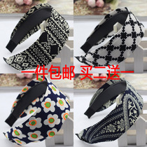 Korean headdress black and white grid wide edge fabric hair hoop printing Korean headband Press hair accessories hair clip with teeth