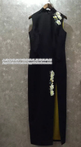 Simple Noble embroidery white pear flower Black Matt heavy silk custom cheongsam sleeveless single slit sleeveless long cheongsam