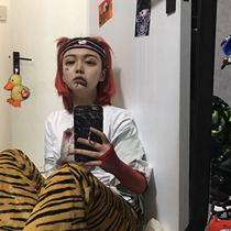 Turned into a cute girl-90s childlike spoof powder Hello Kitty Stretch headband (send a pair of gloves)