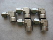 The NEW American SWAGELOK SS-400-8-4 1 4 card sleeve turn 1 4 internal thread NPT elbow