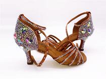  311 Ladies and girls Latin dance shoes Summer soft soled adult Latin dance shoes Latin shoes dance shoes diamond shoes 