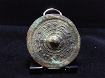 Unearthed Song imitation Han Ming Wen bronze mirror with sticky open door old mirror antique bronze Miscellaneous year early Fidelity old