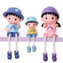 European home home decoration Living room wine cabinet Cute resin hanging feet hanging legs doll a family of three small ornaments