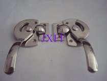 The oven handle the door to the door handle