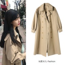 2022 Autumn loaded new star Pei Xiuzhi Pei with the same Han version loose double-row buttoned windcoat jacket woman over the knee for a long time