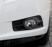 Suitable for Chevrolet Corruz front fog light assembly fog light frame front bar light anti-fog lamp light frame 09-14