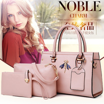 Buy a Three 2018 new European and American fashion Joker mother bag shoulder crossbody Hand bag simple womens bag