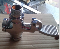 Copper pedal stool flush valve squatting toilet copper flush delay valve 8 5 four-way foot punch