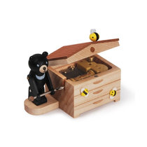 Jeanard Taiwan wooded black bear honey hand-shaking music box Christmas New Years Eve lover Children girl day gift