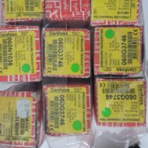 Danfoss pressure sensor mbs3100 060G5657 brand new spot bargain price