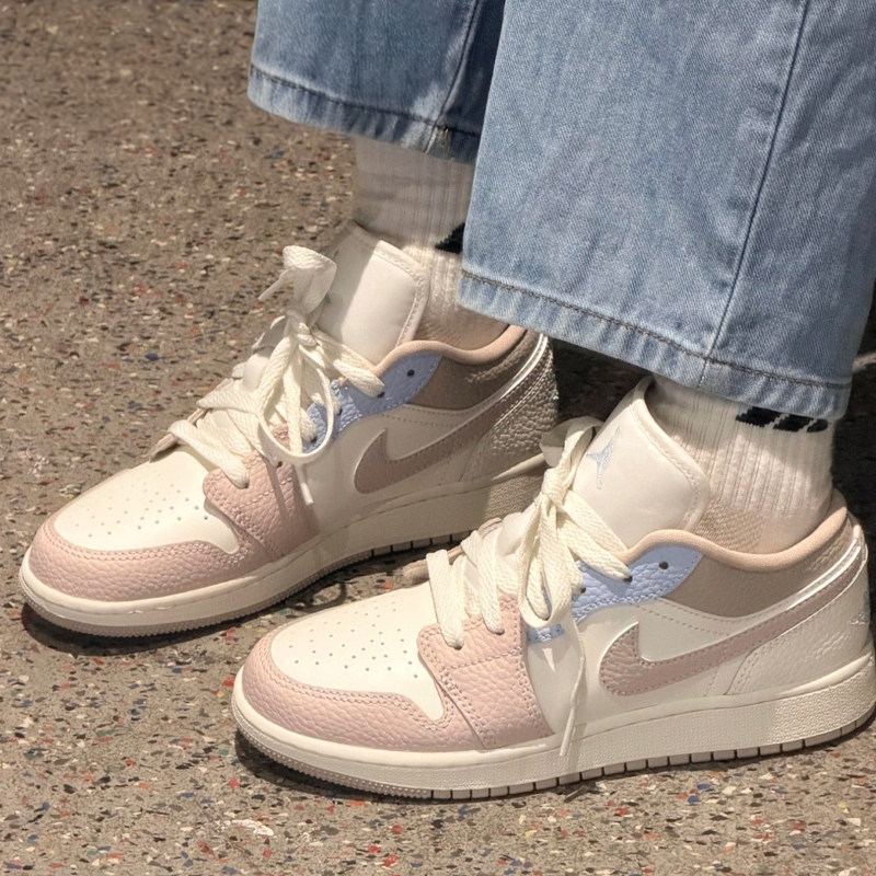 Otter Sports Air Jordan 1 Low Aj1 Pink and White Low-Top Casual Basketball Shoes Iv3219-161 Otter Sports Air Jordan 1 Low Aj1 Pink and White Low-Top Casual Basketball Shoes Iv3219-161