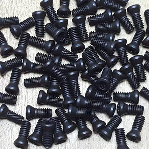 Металлическое лезвие, столярные изделия