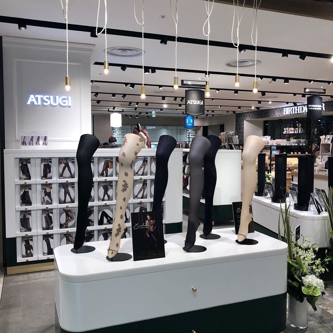 Japan's Atsugi 180d double-layer magic bottle 370d warm light heat pantyhose women's Japanese autumn and winter leggings