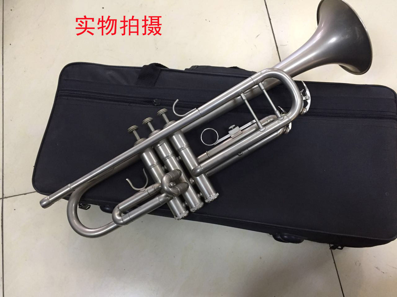 Instrument Trumpet Tri-tone horn Drop B Trumpet Silver trumpet Band trumpet Instrument trumpet Bar Ha trumpet