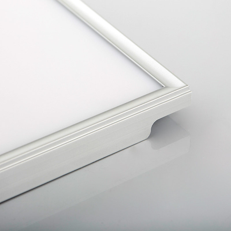 �¶���μ��ɵ���խ������CL40811