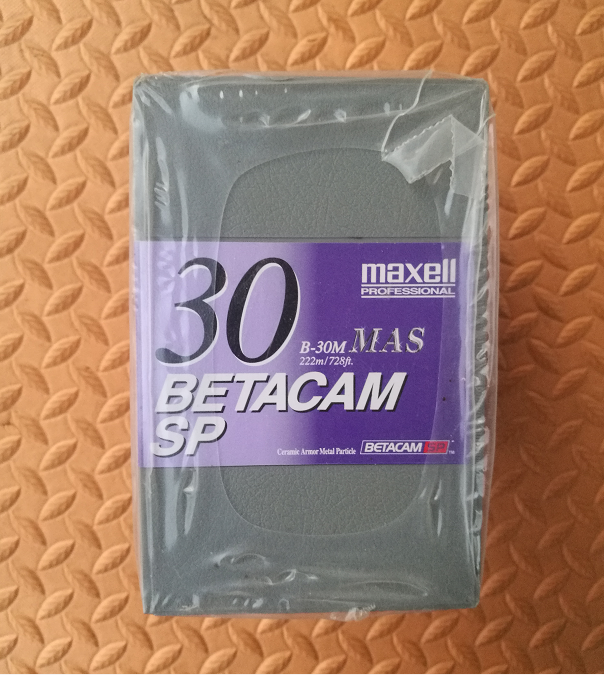 Original installed maxell Wanwin Betacam SP analog video 30 min B-30MAS analog tape