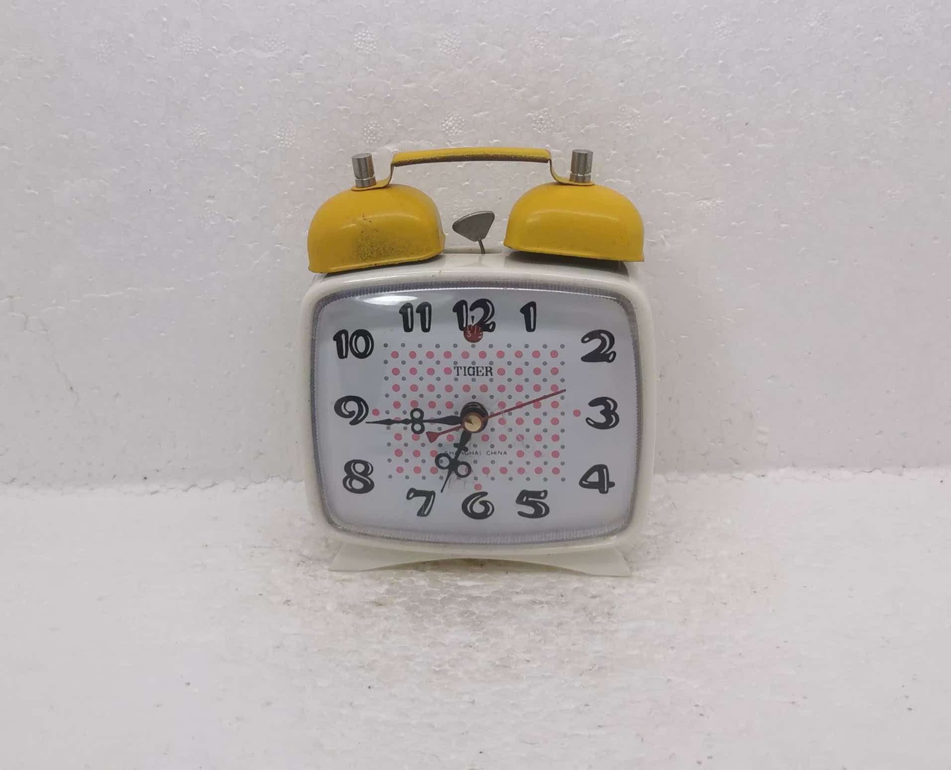 Mechanical alarm clock of Shanghai Oriental Red Card All - copper Double - bell Movement in Mechanical Alarm Clock
